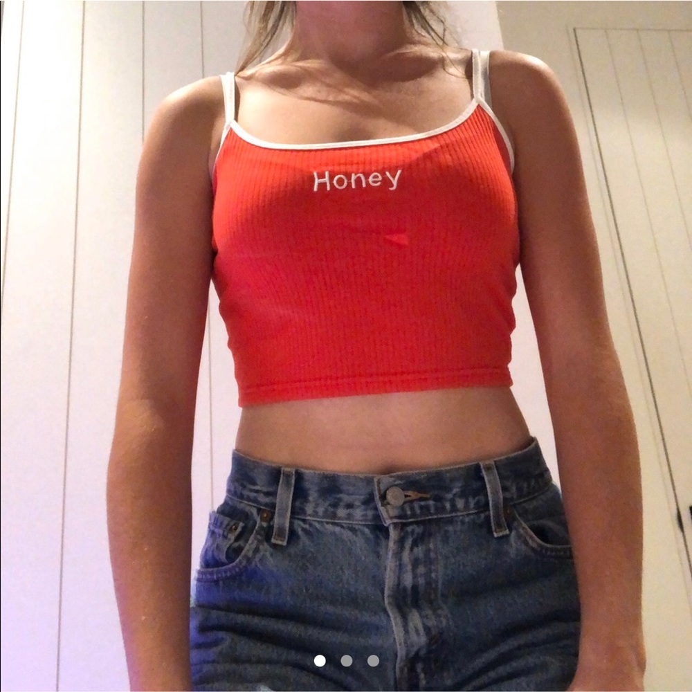 red cami